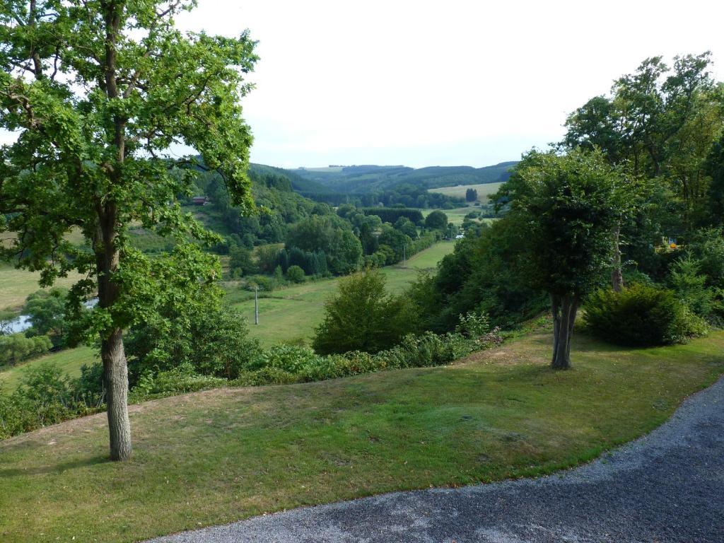 Les Tilleuls Hotel Jupille ภายนอก รูปภาพ