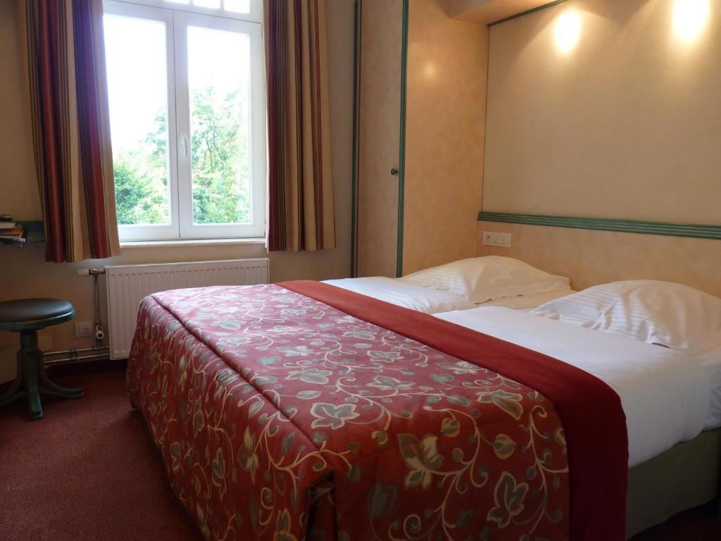 Les Tilleuls Hotel Jupille ภายนอก รูปภาพ